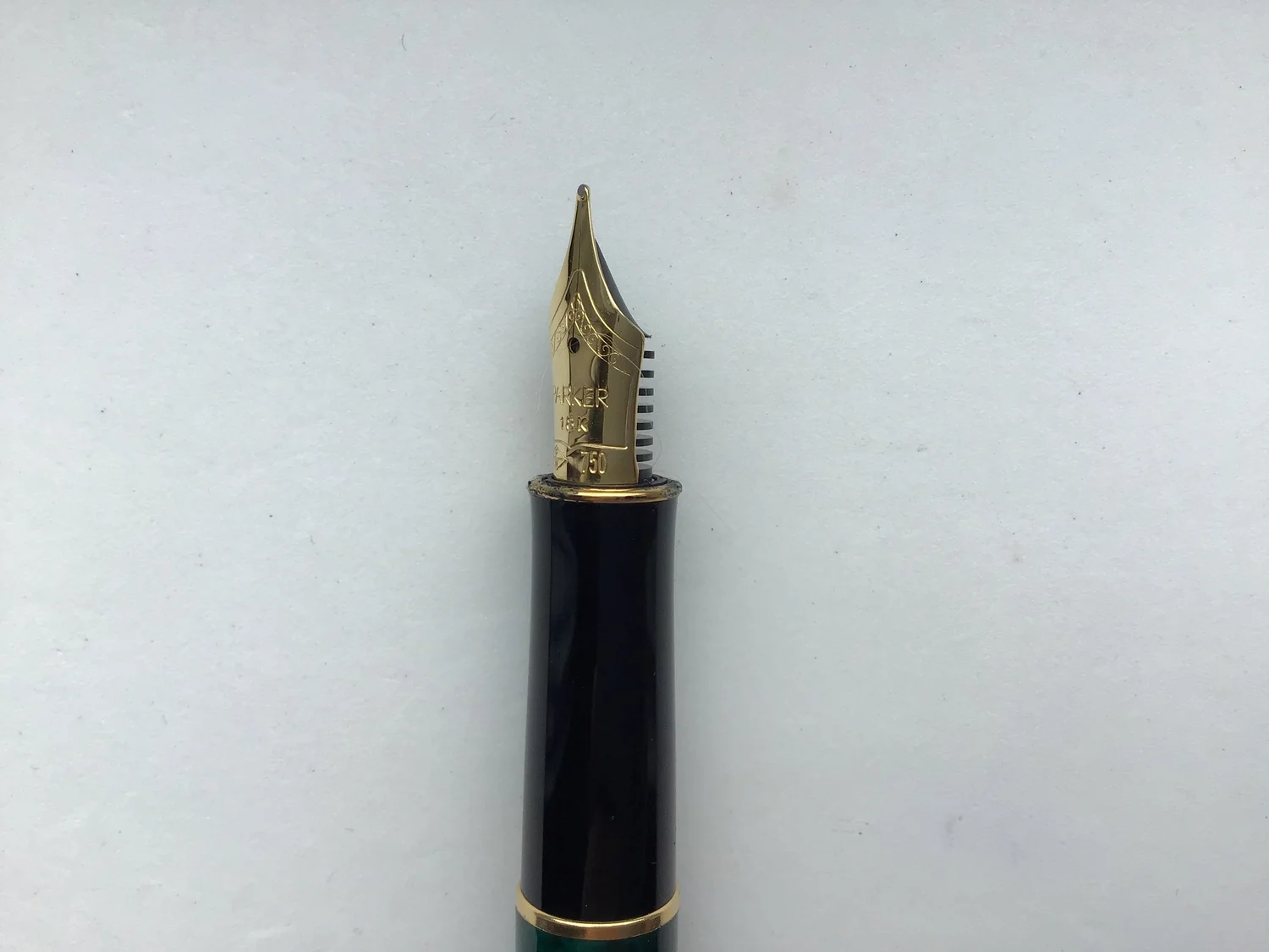 Parker Sonnet Green Lacque Fountain Pen — Global Pens UK